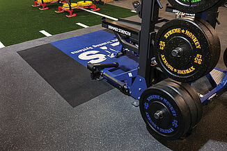 Elite Training Systems - REGUPOL crash and aktivpro roll Elite Training Systems features REGUPOL crash zone platforms that are seamlessly inlaid into the surface of the REGUPOL aktivpro roll flooring. Promoting increased safety for athletes with the seamless floor plan.