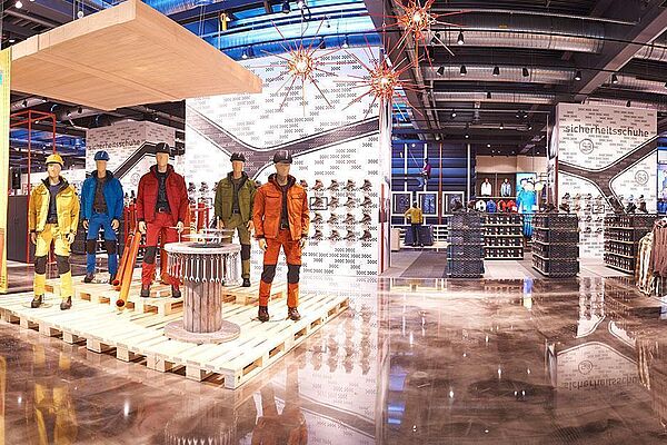 REGUPOL safety tiles in Engelbert Strauss store REGUPOL safety tiles in Engelbert Strauss store