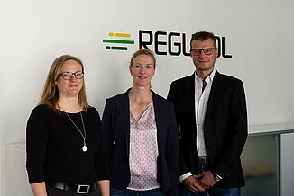 Dressage rider Nathalie zu Sayn-Wittgenstein at signing the cooperation contract with REGUPOL