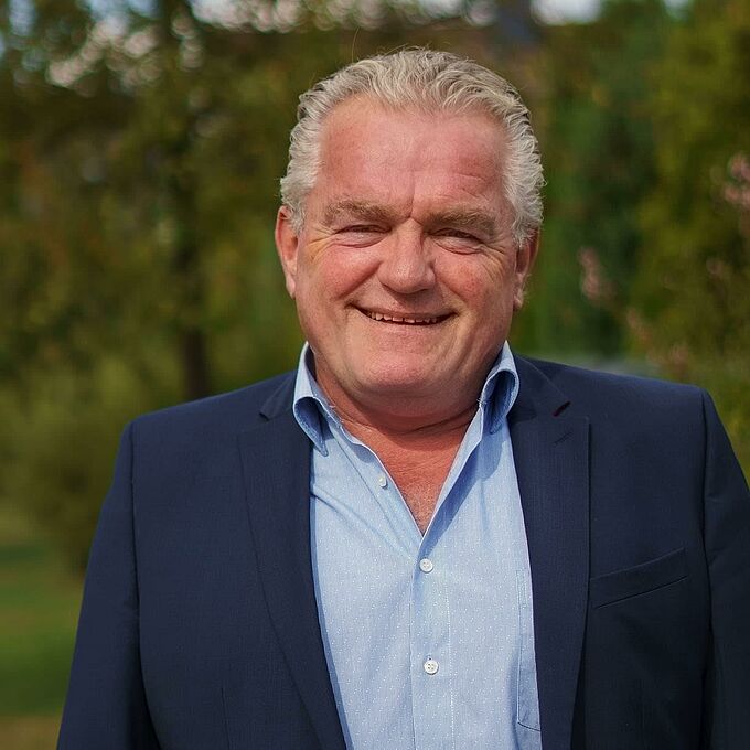 Peter Breuer Peter Breuer